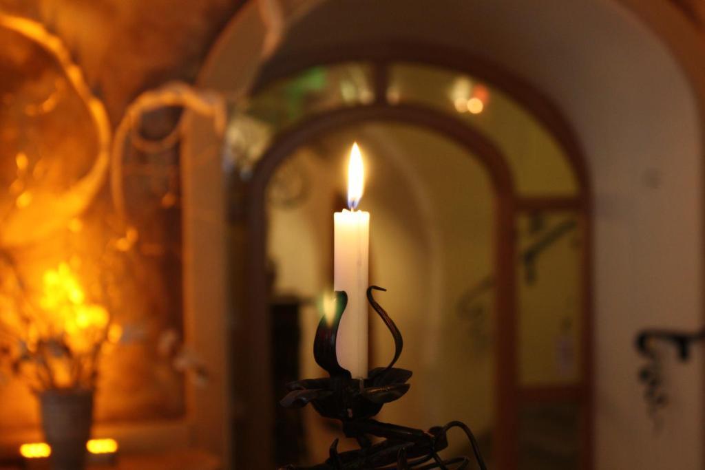 Hotel Restauracja Caspar Еленя-Гура Экстерьер фото